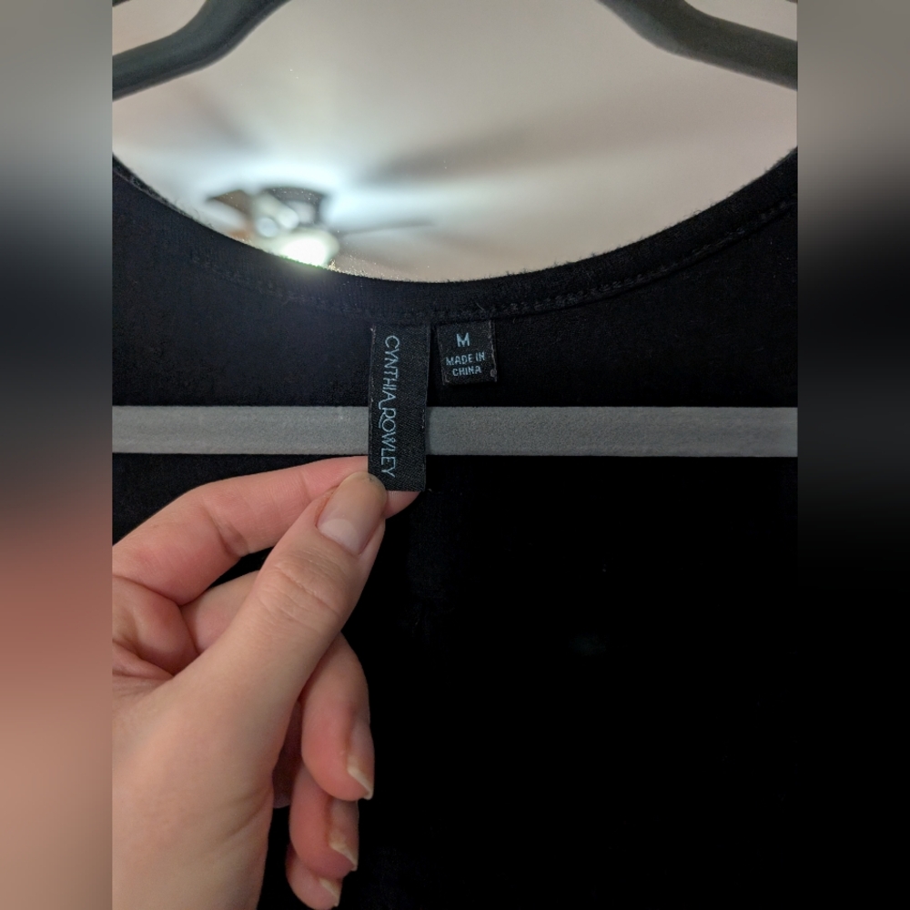 Black tunic - Picture 3 of 6